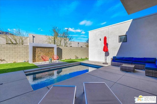 841 Fountain Drive, Palm Springs, CA 92262