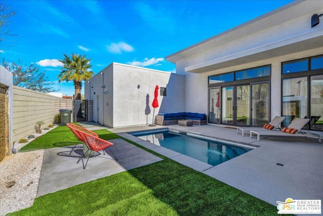 841 Fountain Drive, Palm Springs, CA 92262