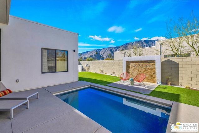 841 Fountain Drive, Palm Springs, CA 92262