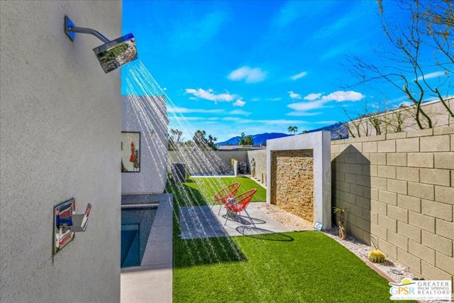 841 Fountain Drive, Palm Springs, CA 92262