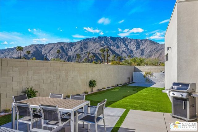 841 Fountain Drive, Palm Springs, CA 92262