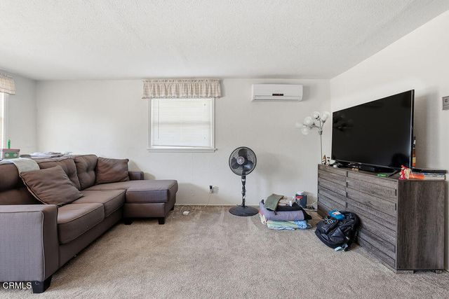 78 W Loop Drive, Camarillo, CA 93010