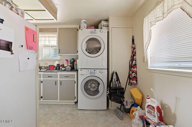 78 W Loop Drive, Camarillo, CA 93010