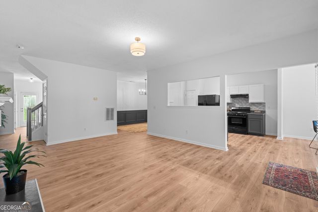 140 Stillwood Drive, Newnan, GA 30265