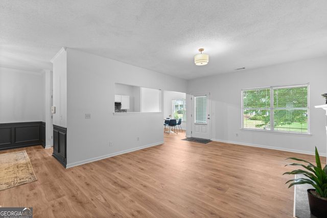140 Stillwood Drive, Newnan, GA 30265
