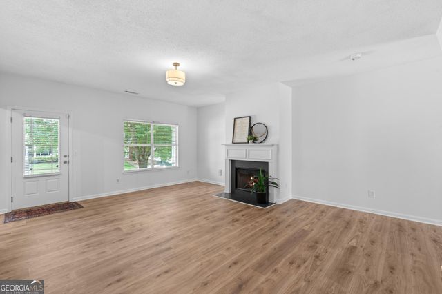 140 Stillwood Drive, Newnan, GA 30265