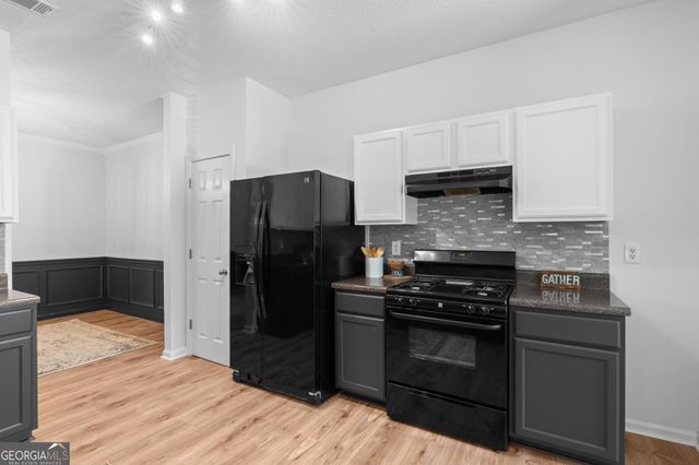 140 Stillwood Drive, Newnan, GA 30265