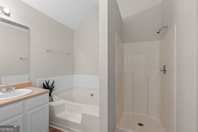 140 Stillwood Drive, Newnan, GA 30265