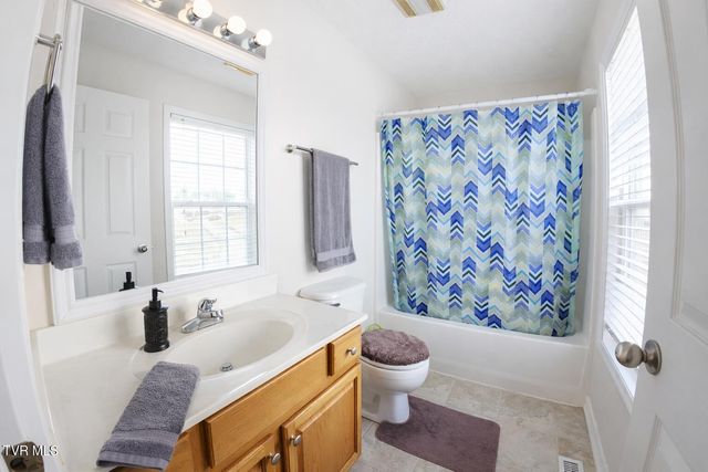 507 Emma Grace Drive, Jonesborough, TN 37659