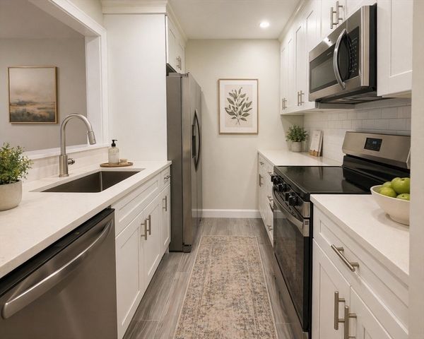 416 Marlborough St 209, Boston, MA 02115