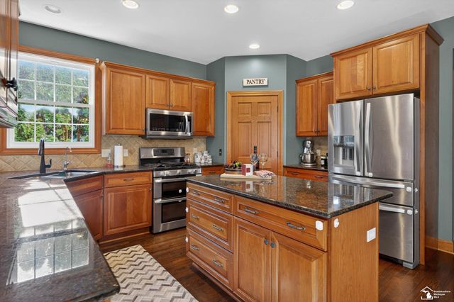 3350 Quail Hollow Drive, Bedford Twp, MI 48144