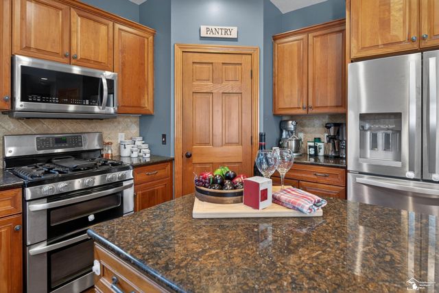 3350 Quail Hollow Drive, Bedford Twp, MI 48144
