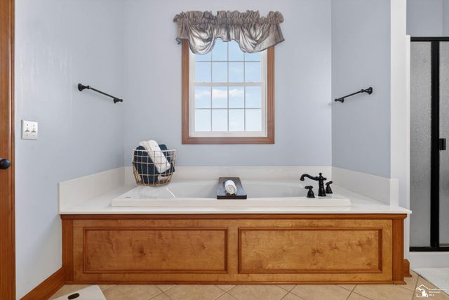 3350 Quail Hollow Drive, Bedford Twp, MI 48144