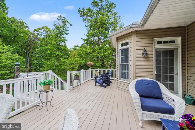 1145 KUHN ROAD, Boiling Springs, PA 17007