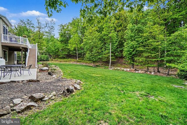 1145 KUHN ROAD, Boiling Springs, PA 17007