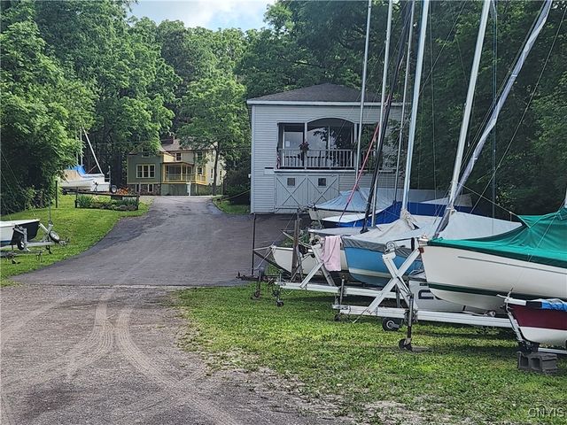 2746 East Lake Road, Skaneateles, NY 13152