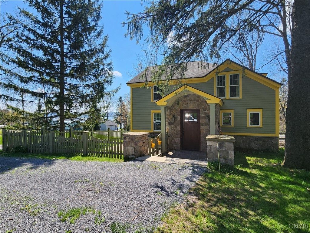 2746 East Lake Road, Skaneateles, NY 13152