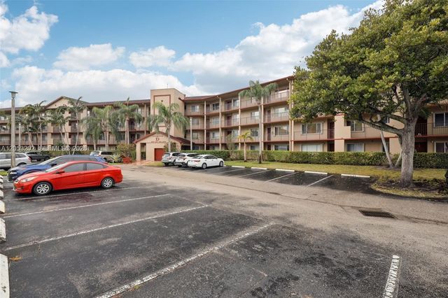 850 SW 138th Ave 208D, Pembroke Pines, FL 33027