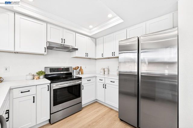 3048 Badger Dr, Pleasanton, CA 94566