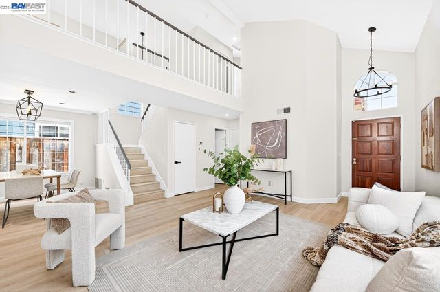 3048 Badger Dr, Pleasanton, CA 94566