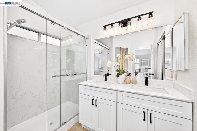 3048 Badger Dr, Pleasanton, CA 94566