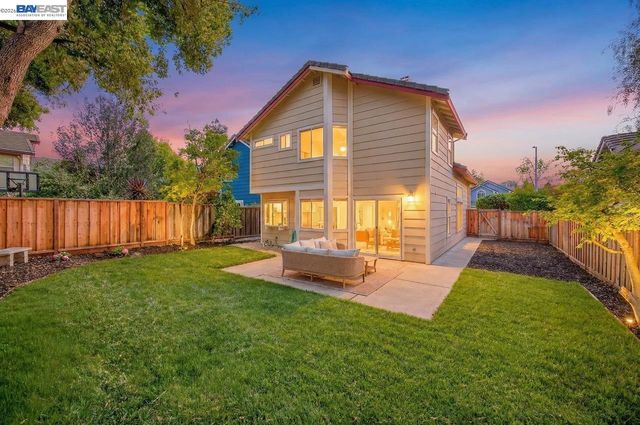 3048 Badger Dr, Pleasanton, CA 94566
