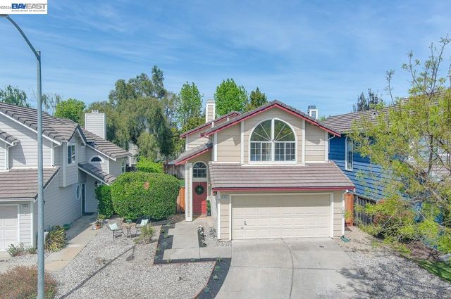 3048 Badger Dr, Pleasanton, CA 94566