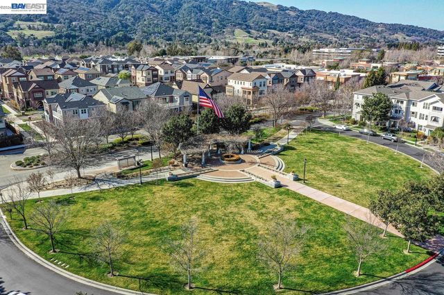 3048 Badger Dr, Pleasanton, CA 94566