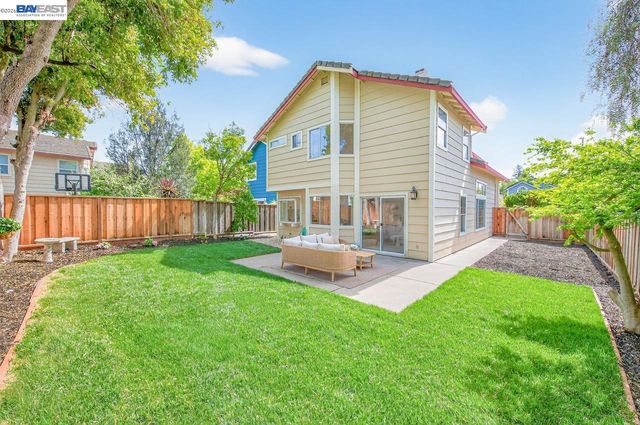 3048 Badger Dr, Pleasanton, CA 94566