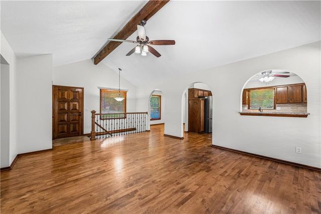 7606 NW 69th Terrace, Kansas City, MO 64152