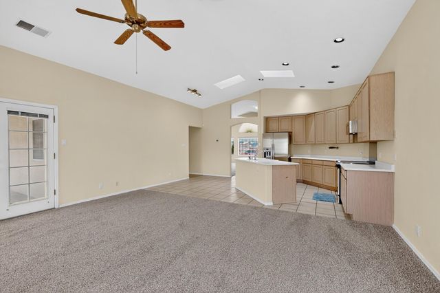 3149 Ashkirk Loop SE, Rio Rancho, NM 87124