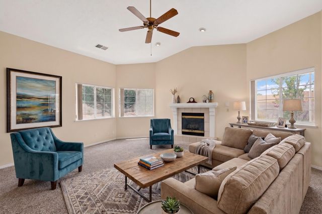 3149 Ashkirk Loop SE, Rio Rancho, NM 87124