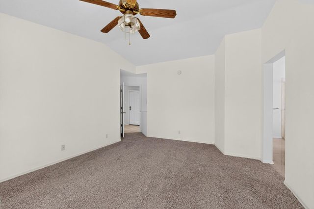 3149 Ashkirk Loop SE, Rio Rancho, NM 87124