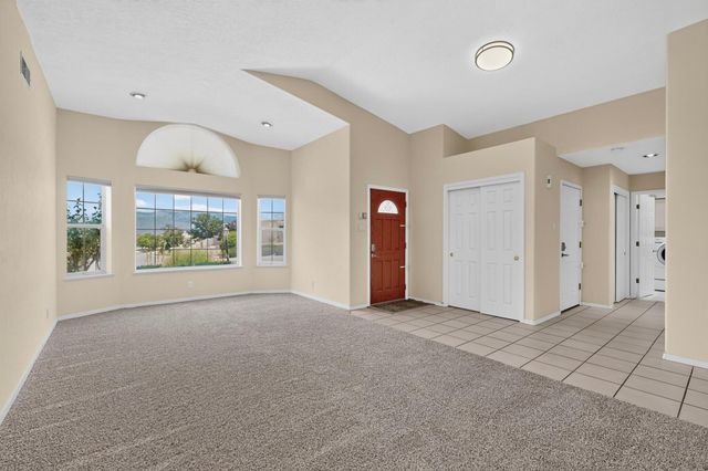 3149 Ashkirk Loop SE, Rio Rancho, NM 87124