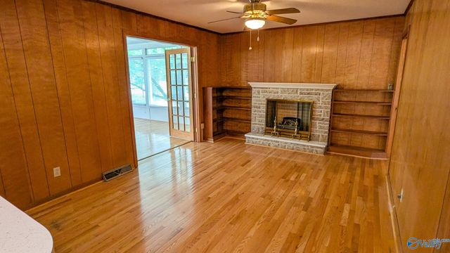 1002 Speake Road NW, Huntsville, AL 35816