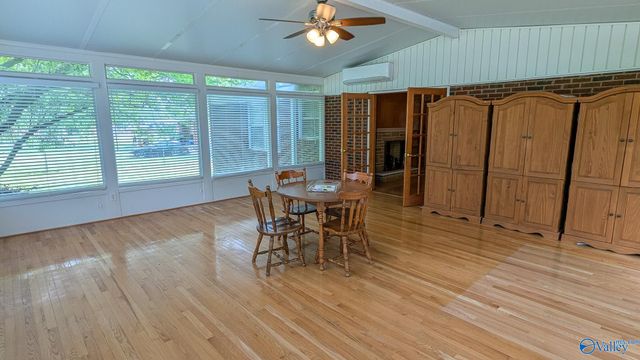 1002 Speake Road NW, Huntsville, AL 35816