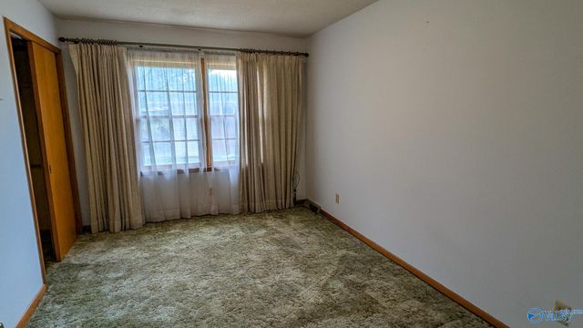 1002 Speake Road NW, Huntsville, AL 35816