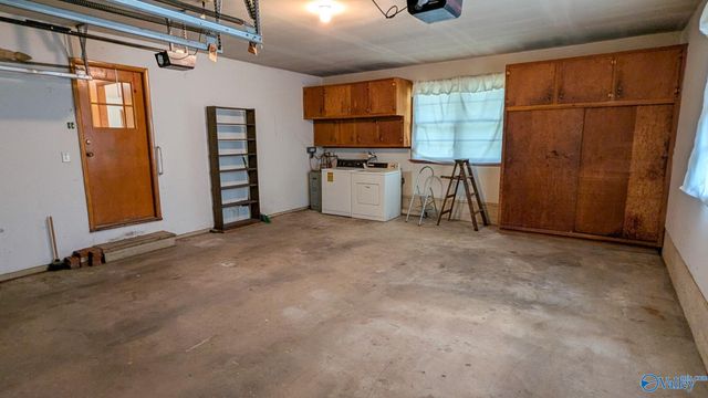 1002 Speake Road NW, Huntsville, AL 35816