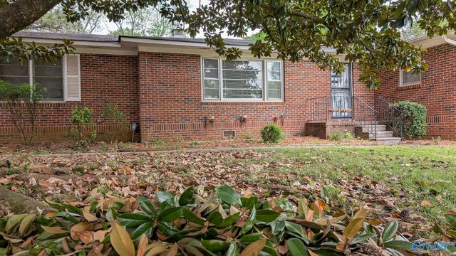 1002 Speake Road NW, Huntsville, AL 35816
