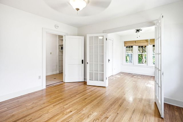 2501 Lakeview Avenue, St. Joseph, MI 49085