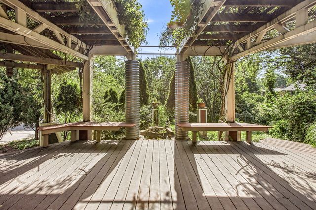 2501 Lakeview Avenue, St. Joseph, MI 49085