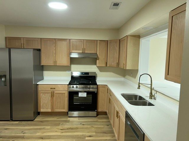 8410 W 135th Street, Orland Park, IL 60462