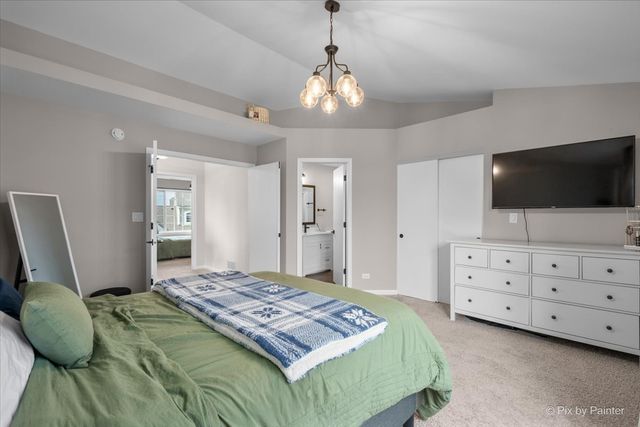 2297 Twilight Drive, Aurora, IL 60503