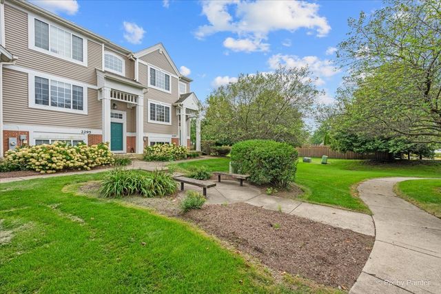 2297 Twilight Drive, Aurora, IL 60503