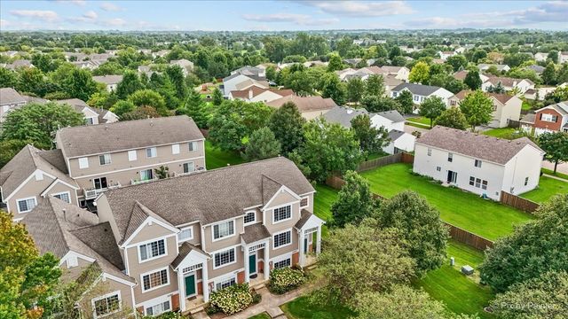 2297 Twilight Drive, Aurora, IL 60503