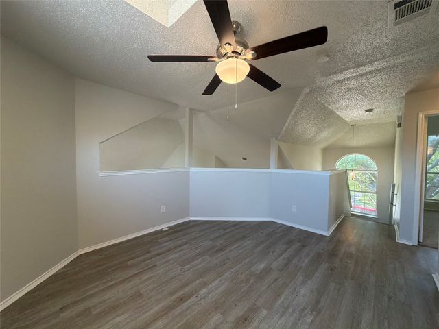 708 Fall Wheat Drive, Desoto, TX 75115
