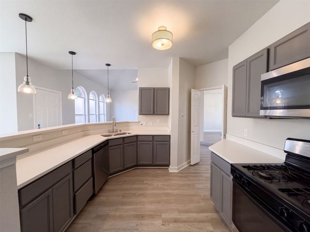 708 Fall Wheat Drive, Desoto, TX 75115