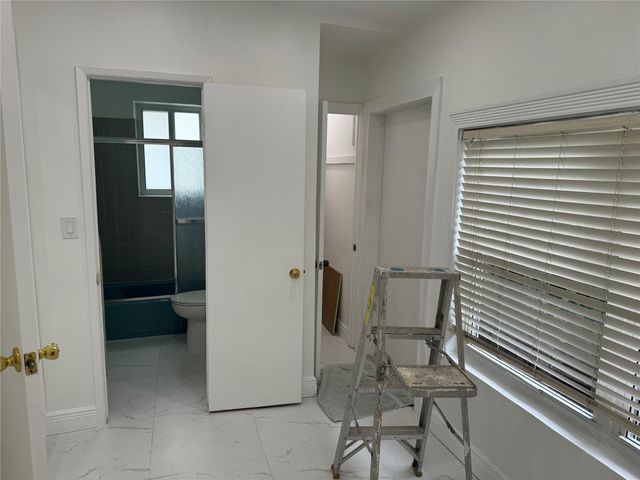 421 NE 21st Court, Wilton Manors, FL 33305