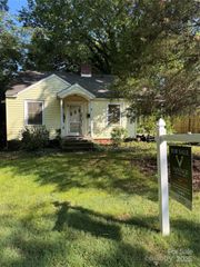 1909 Garibaldi Avenue, Charlotte, NC 28208