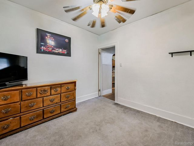 23560 Stewart Avenue, Warren, MI 48089